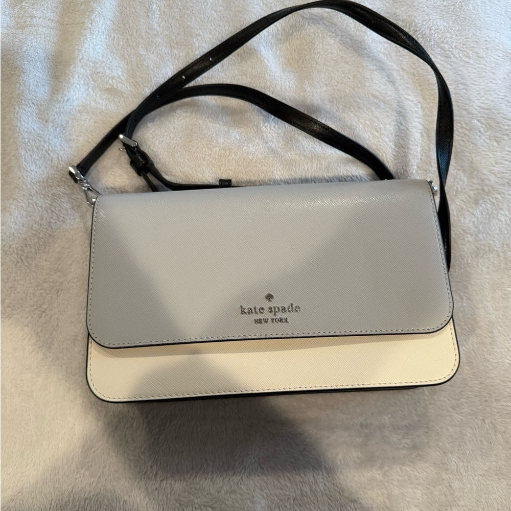 Kate Spade Gray and White Crossbody Bag with Flap Design